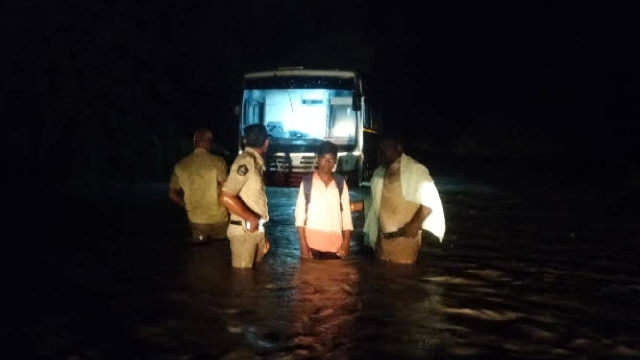 Heavy rain throws normal life out of gear | The Pioneer