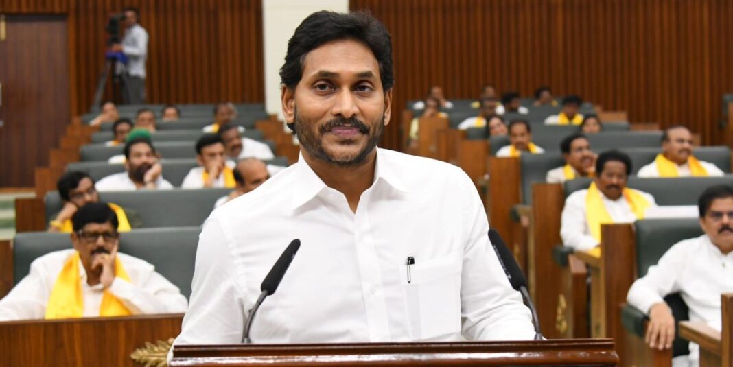YS-Jagan-taking-oath-as-member-of-the-Assembly